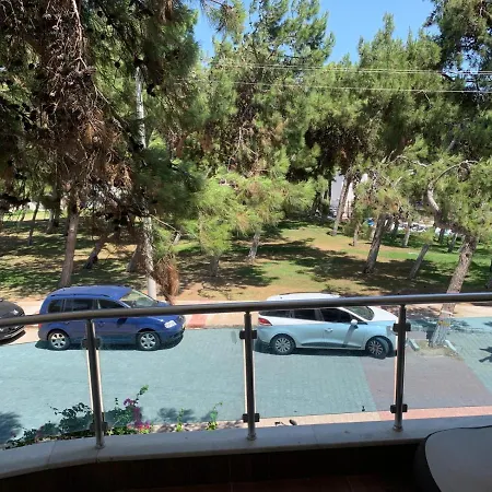 Camlikta Deniz Manzarali 5+1 Apartament Didim